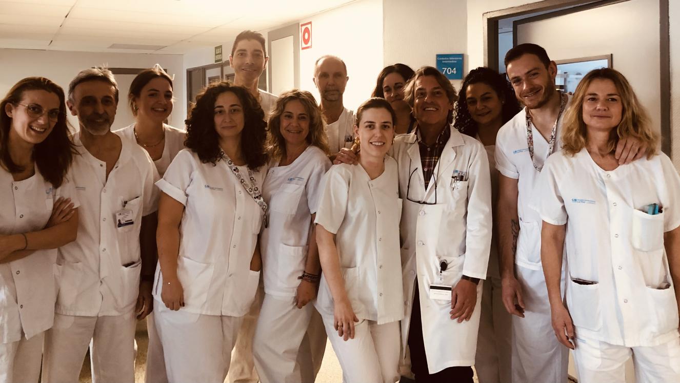 Equipo de cuidados intermedios