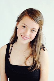 Chica 14 o 15 años