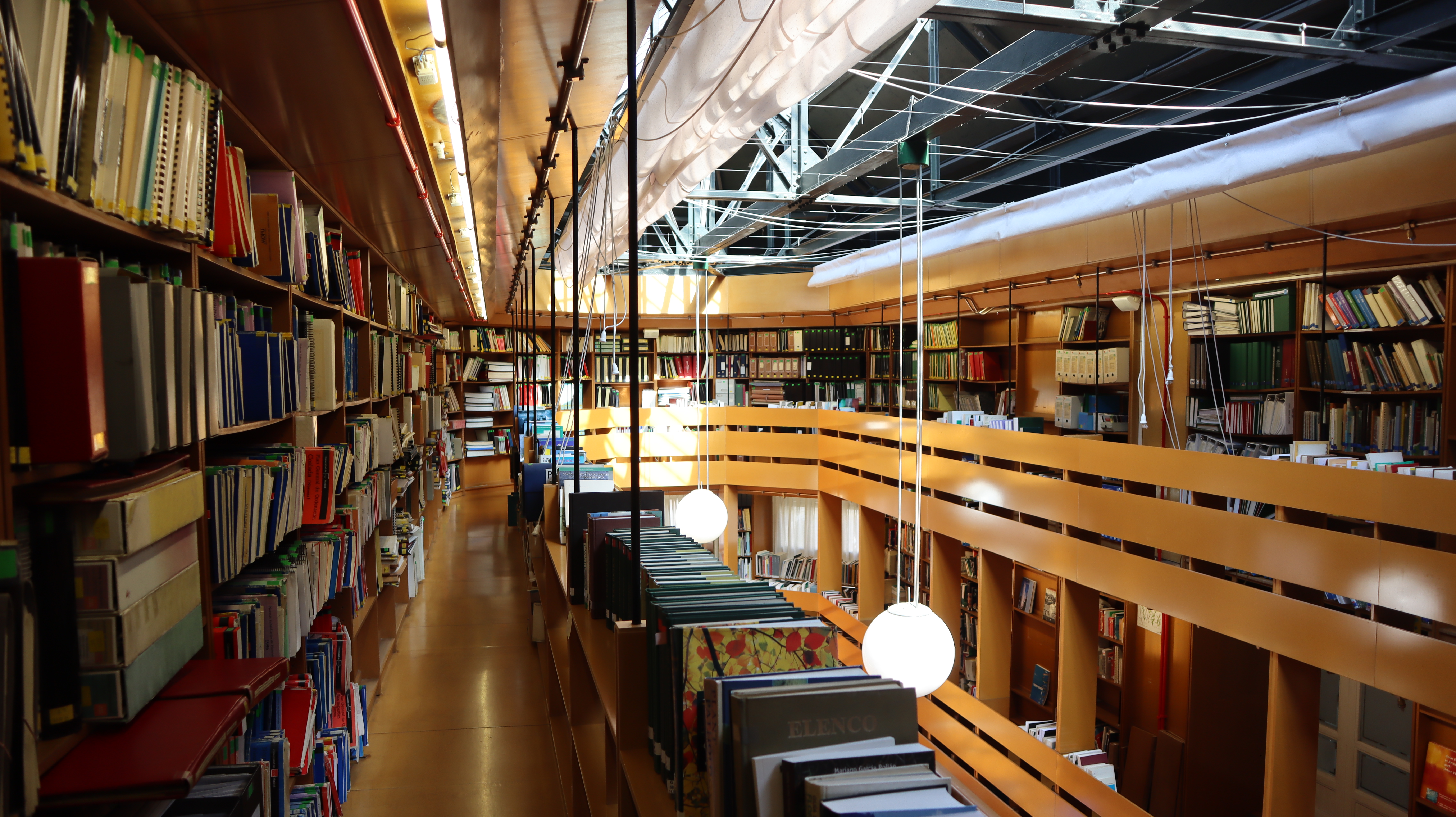 biblioteca de maudes